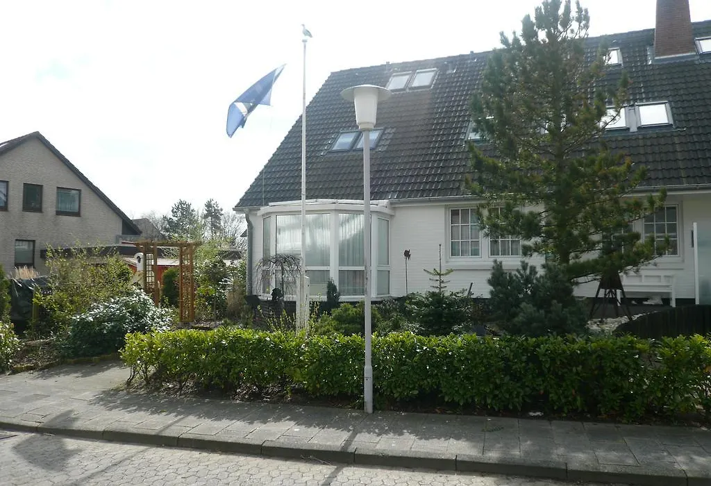 Haus am Deich-1